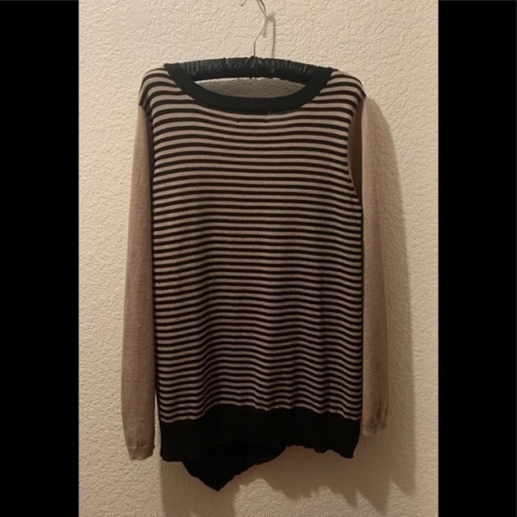 Liz Claiborne sweater tan & black - Picture 7 of 9